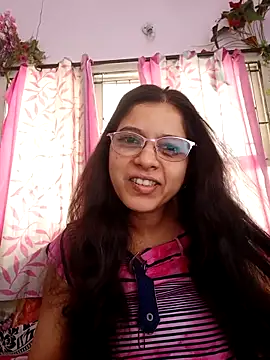 Snapshot of thanusi_2 chatting on October 11, 2025, 6:56 am thanusi 2 online show from October 11, 2025, 6:56 am