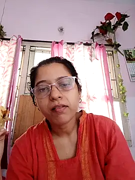 Snapshot of thanusi_2 chatting on October 14, 2025, 4:02 am thanusi 2 online show from October 14, 2025, 4:02 am