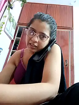 Snapshot of thanusi_2 chatting on October 14, 2025, 4:19 pm thanusi 2 online show from October 14, 2025, 4:19 pm