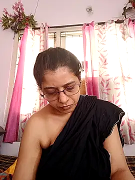 Snapshot of thanusi_2 chatting on October 18, 2025, 7:20 am thanusi 2 online show from October 18, 2025, 7:20 am