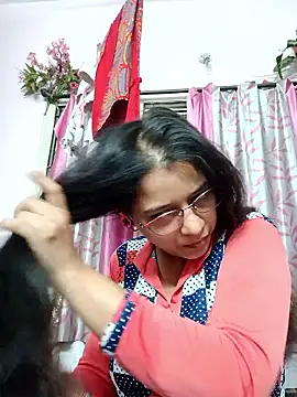 Snapshot of thanusi_2 chatting on October 26, 2025, 3:18 pm thanusi 2 online show from October 26, 2025, 3:18 pm