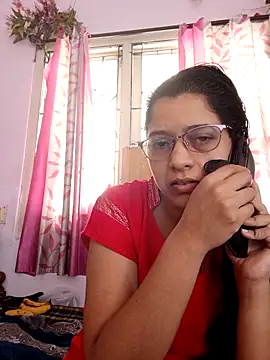 Snapshot of thanusi_2 chatting on November 7, 2025, 6:24 am thanusi 2 online show from November 7, 2025, 6:24 am