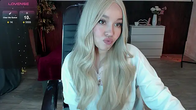 Sexy Alexia69 online show from October 19, 2025, 6:14 am