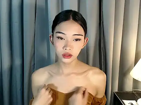 holyakiesha online show from February 22, 2026, 10:25 am