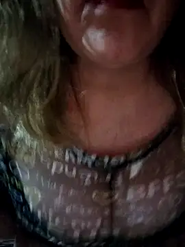 XimenaSmith online show from November 3, 2025, 12:13 am