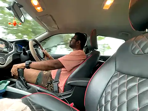 Snapshot of snickersnee chatting on October 1, 2025, 11:49 am snickersnee online show from October 1, 2025, 11:49 am