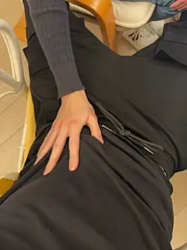 Manu97k online show from October 31, 2025, 9:38 pm