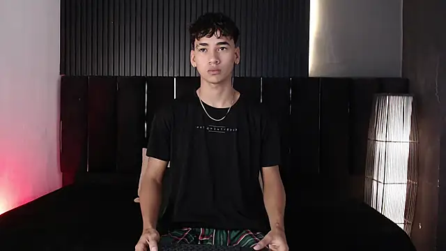 Dominic ghost online show from December 19, 2025, 4:19 am