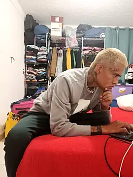 FoolingIntent online show from November 7, 2025, 11:32 am