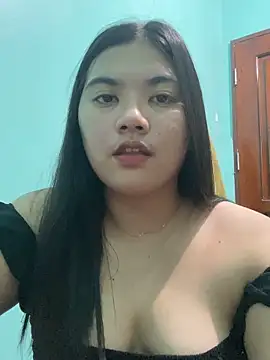 Snapshot of Sweetangelxx19 chatting on September 23, 2025, 5:49 pm Sweetangelxx19 online show from September 23, 2025, 5:49 pm