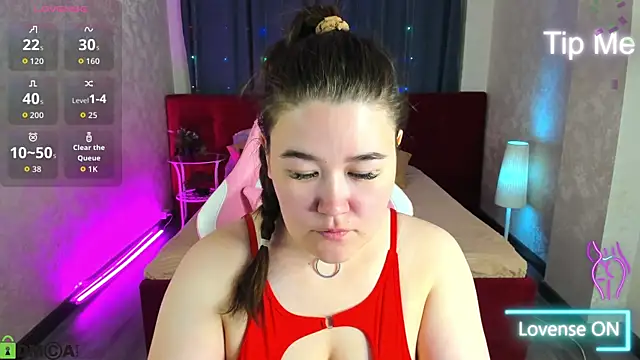 Tara Torres online show from October 12, 2025, 12:20 am