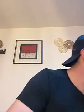 Snapshot of madmiki chatting on November 15, 2025, 8:49 pm madmiki online show from November 15, 2025, 8:49 pm