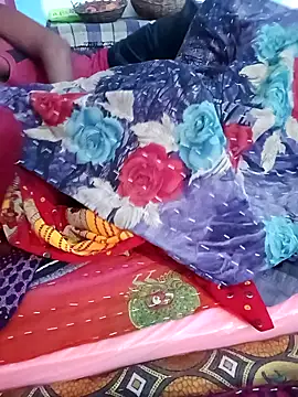 Snapshot of Sonabhabhi96 chatting on October 24, 2025, 7:32 pm Sonabhabhi96 online show from October 24, 2025, 7:32 pm