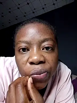 sexyhotchic93 online show from October 3, 2025, 11:35 pm