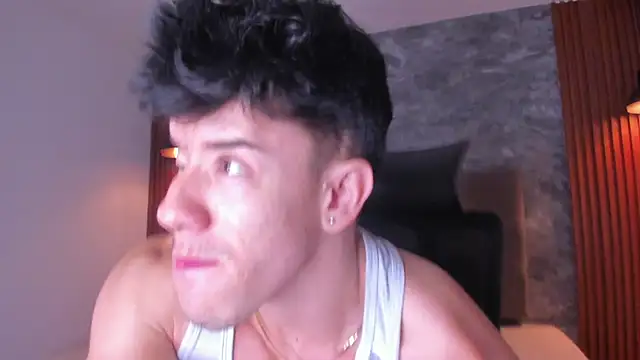 MaxCooper1 online show from September 10, 2025, 7:47 pm