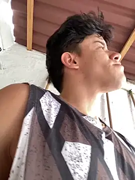 MaxCooper1 online show from October 18, 2025, 7:58 pm