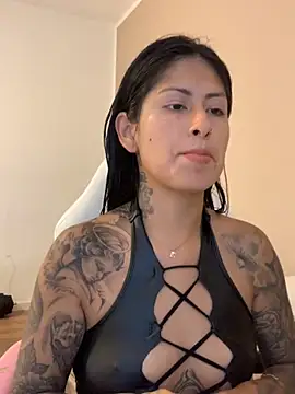 mrskarmaa online show from October 29, 2025, 3:47 pm