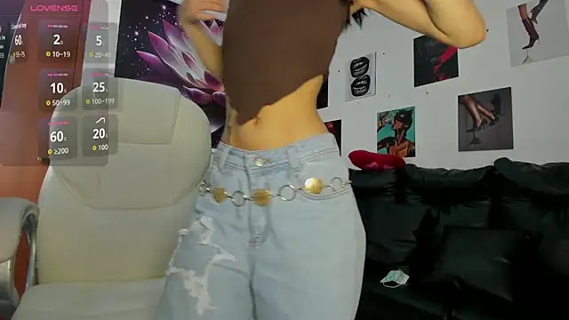 lycoris 19 online show from November 8, 2025, 9:02 pm