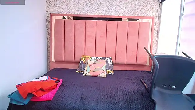 Barbara fox   online show from April 13, 2026, 12:10 pm