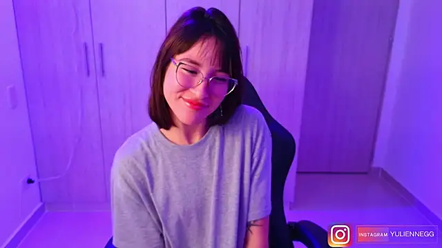 Yulienneg online show from October 1, 2025, 12:05 am