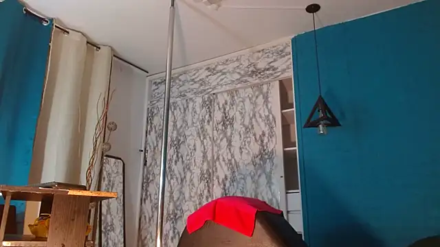 hanna mooreee online show from October 12, 2025, 6:29 pm