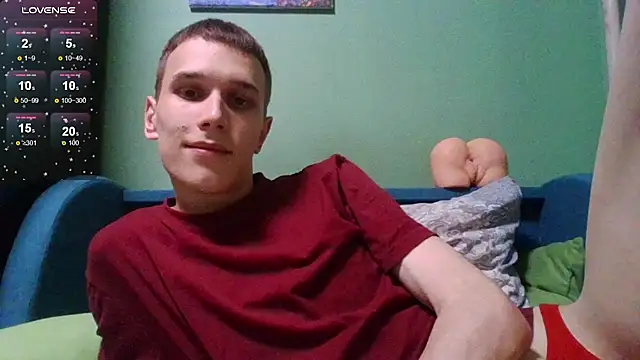 your   honeyy online show from November 26, 2025, 8:32 pm