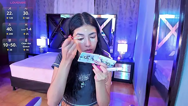 sweet-muse online show from October 2, 2025, 11:28 am