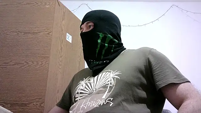 Snapshot of Black_Scorpion91 chatting on October 18, 2025, 5:03 pm Black Scorpion91 online show from October 18, 2025, 5:03 pm