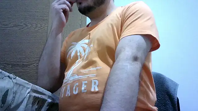 Snapshot of Black_Scorpion91 chatting on October 25, 2025, 6:46 pm Black Scorpion91 online show from October 25, 2025, 6:46 pm