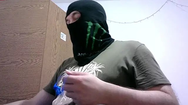 Snapshot of Black_Scorpion91 chatting on October 30, 2025, 7:03 pm Black Scorpion91 online show from October 30, 2025, 7:03 pm