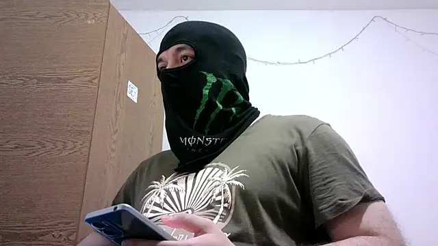 Snapshot of Black_Scorpion91 chatting on October 31, 2025, 5:25 pm Black Scorpion91 online show from October 31, 2025, 5:25 pm