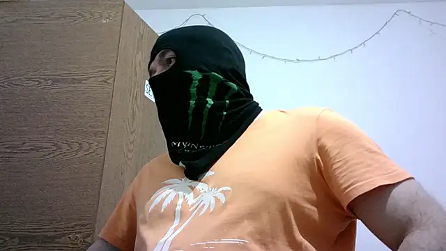 Snapshot of Black_Scorpion91 chatting on November 6, 2025, 6:31 pm Black Scorpion91 online show from November 6, 2025, 6:31 pm