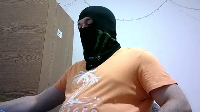 Snapshot of Black_Scorpion91 chatting on November 14, 2025, 6:28 pm Black Scorpion91 online show from November 14, 2025, 6:28 pm