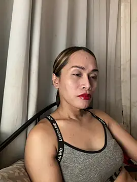 RomanticPearlTS online show from February 20, 2026, 3:58 am