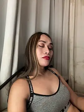 RomanticPearlTS online show from March 23, 2026, 2:37 am