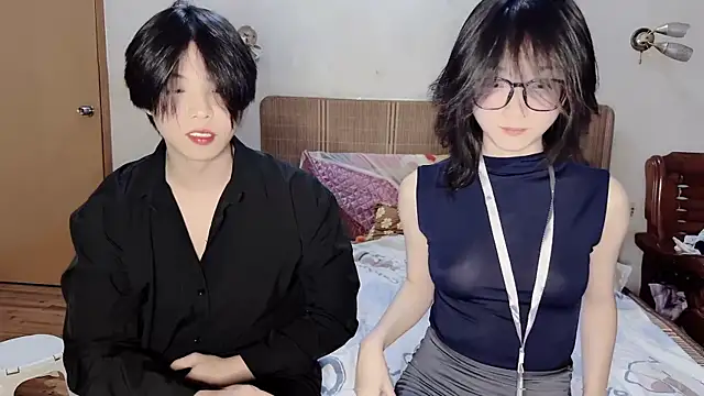 Crush-1 online show from October 18, 2025, 4:41 pm