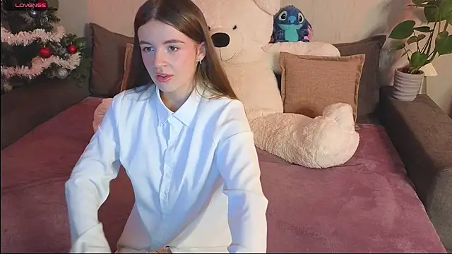 Rosaline lov online show from December 18, 2025, 4:02 pm