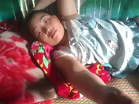 Snapshot of PhamPhung chatting on September 23, 2025, 7:00 am PhamPhung online show from September 23, 2025, 7:00 am