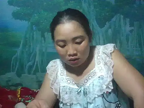 Snapshot of PhamPhung chatting on September 26, 2025, 12:42 pm PhamPhung online show from September 26, 2025, 12:42 pm