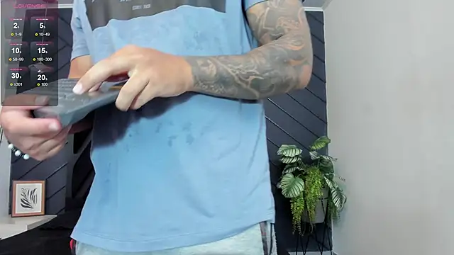 marco garciia  online show from November 27, 2025, 11:07 pm