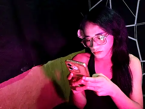 Madylinebigcock69 online show from June 29, 2026, 7:14 pm