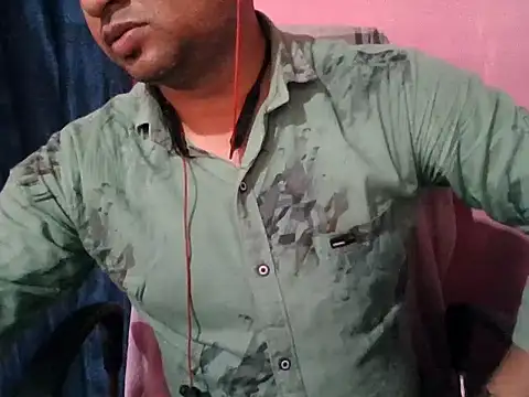 sexy boy hot lund online show from May 28, 2026, 10:23 am