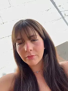 clara2111 online show from November 21, 2025, 4:27 pm