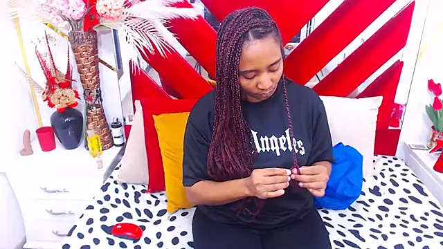 AmbarSmit online show from December 18, 2025, 8:04 pm