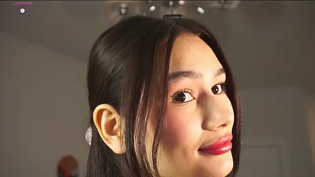 ViolaVow online show from October 29, 2025, 4:26 am