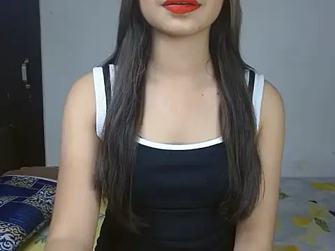 Crazyy Girl online show from October 29, 2025, 3:03 pm