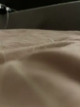 naughtycoupl98 online show from September 25, 2025, 2:37 am