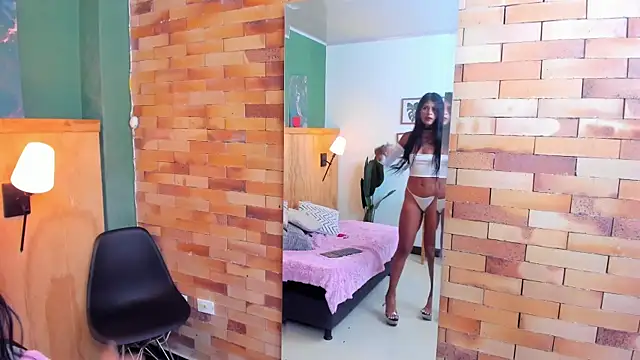 milavega  online show from November 22, 2025, 12:04 pm