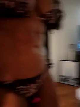 Caramel Lights online show from October 16, 2025, 2:45 am