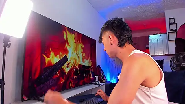 Snapshot of Steven_baby69 chatting on October 5, 2025, 1:59 am Steven baby69 online show from October 5, 2025, 1:59 am